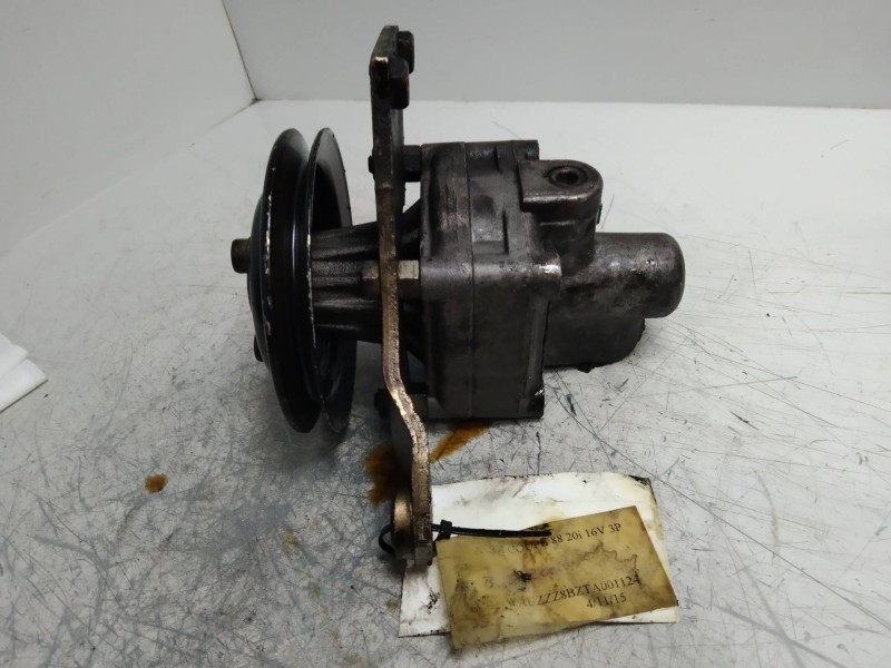 Recambio de bomba direccion para audi coupe (8b3) 2.0 16v cat (ace) referencia OEM IAM 7681955264 7727678 