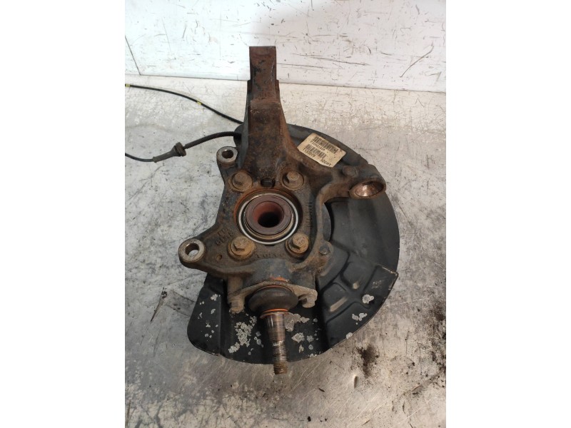 Recambio de mangueta delantera derecha para volvo xc90 d5 kinetic (5 asientos) (136kw) referencia OEM IAM   