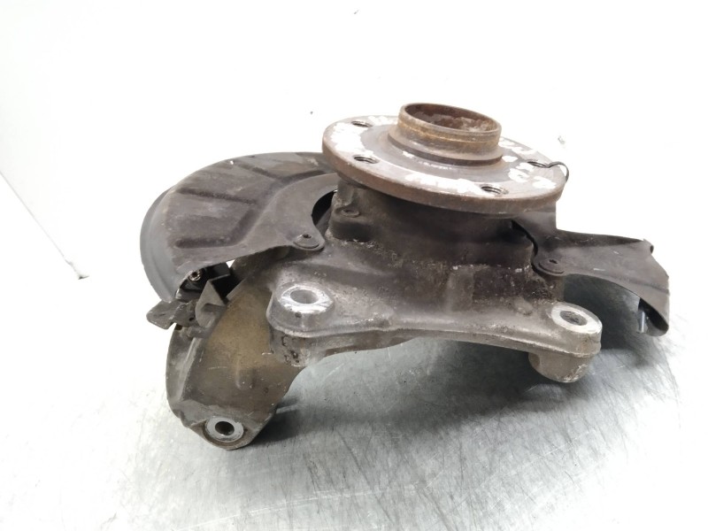 Recambio de mangueta delantera izquierda para volkswagen passat berlina (3c2) 1.9 tdi referencia OEM IAM   