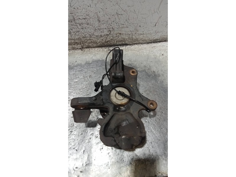Recambio de mangueta delantera derecha para mercedes sprinterii caja cerrada (desde 01.06) 2.1 cdi cat referencia OEM IAM   
