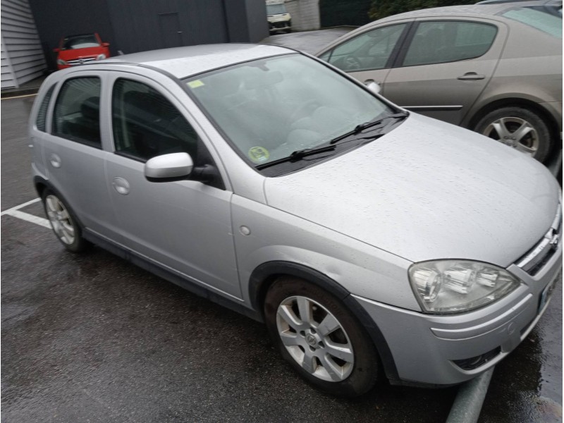 opel corsa c del año 2005