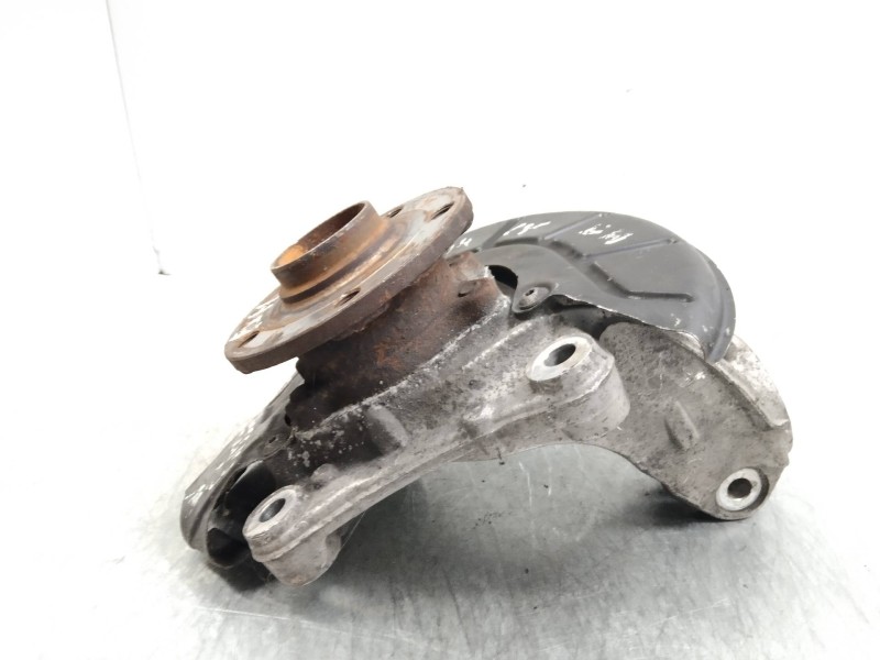 Recambio de mangueta delantera derecha para volkswagen passat berlina (3c2) 2.0 tdi referencia OEM IAM    Recambio de mangueta delantera derecha para volkswagen passat berlina (3c2) 2.0 tdi referencia OEM IAM