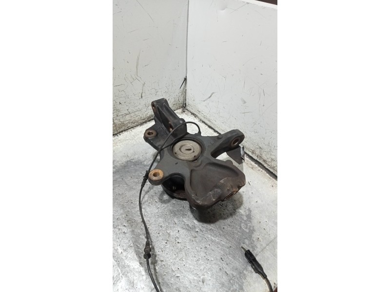 Recambio de mangueta delantera izquierda para mercedes sprinterii caja cerrada (desde 01.06) 2.1 cdi cat referencia OEM IAM   