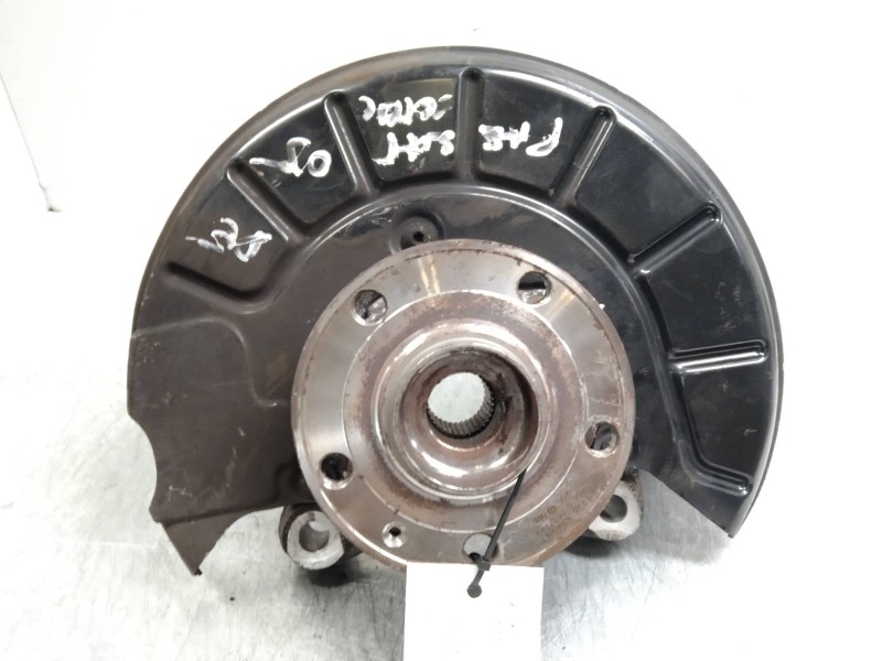 Recambio de mangueta delantera derecha para volkswagen passat variant (3c5) 2.0 tdi referencia OEM IAM   