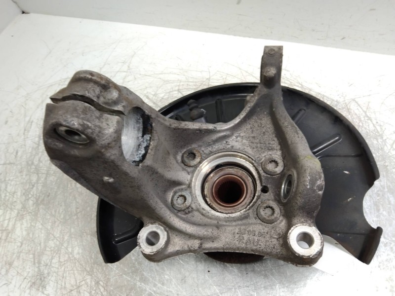 Recambio de mangueta delantera derecha para volkswagen passat variant (3c5) 2.0 tdi referencia OEM IAM   