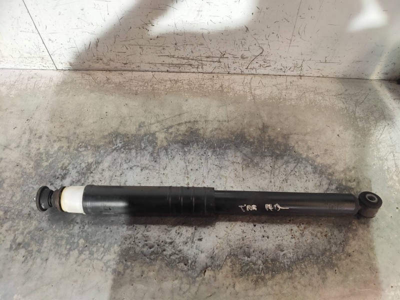 Recambio de amortiguador trasero izquierdo para renault captur xmod referencia OEM IAM 562107338R  