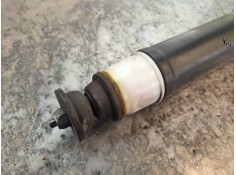 Recambio de amortiguador trasero izquierdo para renault captur xmod referencia OEM IAM 562107338R   2