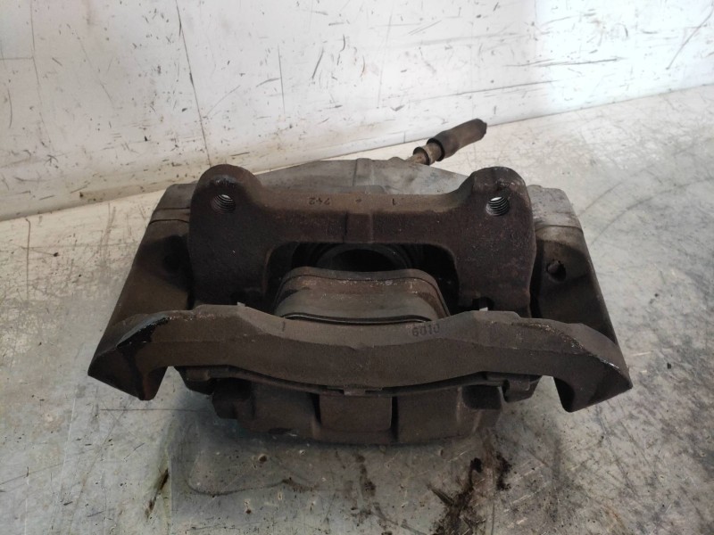 Recambio de pinza freno delantera derecha para volvo xc90 d5 kinetic (5 asientos) (136kw) referencia OEM IAM 30657307  