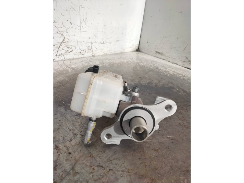 Recambio de bomba freno para renault captur xmod referencia OEM IAM   