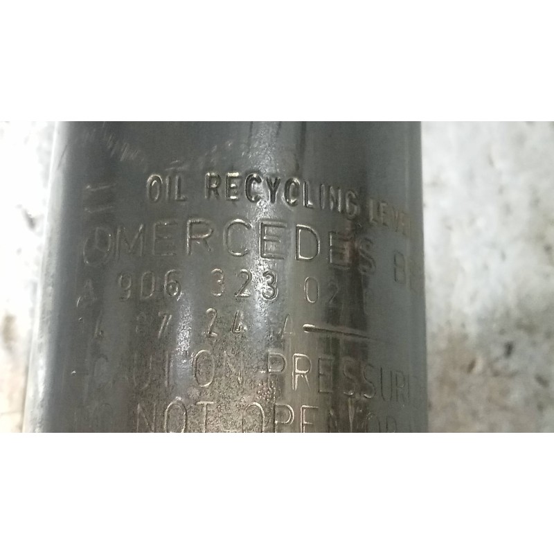 Recambio de amortiguador delantero izquierdo para mercedes sprinterii caja cerrada (desde 01.06) 2.1 cdi cat referencia OEM IAM 