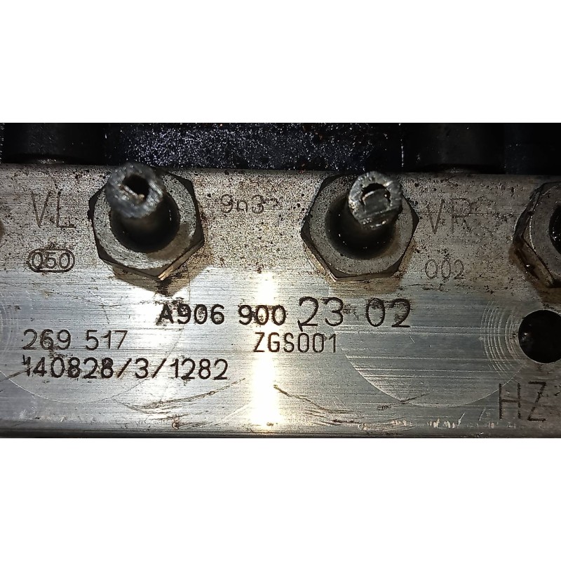 Recambio de abs para mercedes sprinterii caja cerrada (desde 01.06) 2.1 cdi cat referencia OEM IAM 0265244125 A9069002302 026595