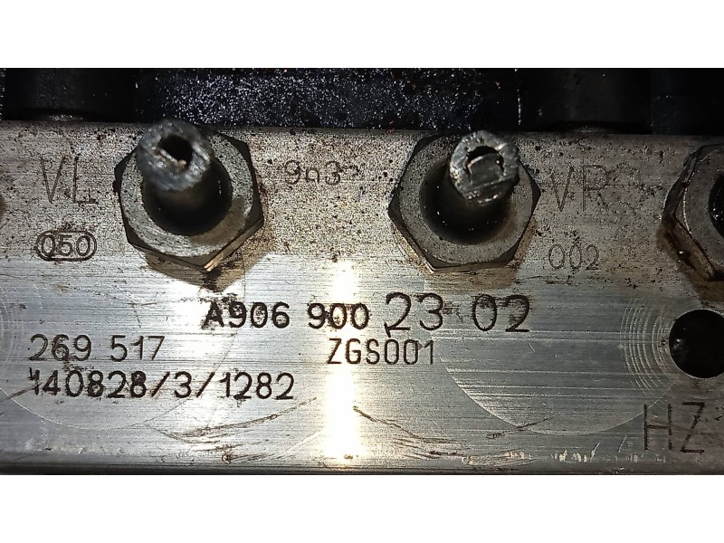 Recambio de abs para mercedes sprinterii caja cerrada (desde 01.06) 2.1 cdi cat referencia OEM IAM 0265244125 A9069002302 026595