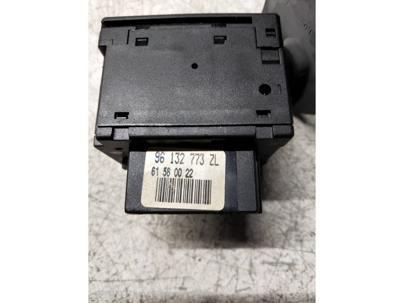 Recambio de mando limpia para citroen xantia berlina 1.9 td monaco referencia OEM IAM 96132773ZL 61580022 