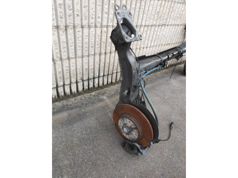 Recambio de puente trasero para peugeot 5008 premium referencia OEM IAM   