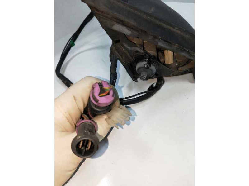 Recambio de retrovisor izquierdo para audi v8 (d11) 3.6 v8 cat referencia OEM IAM   ELECTRICO