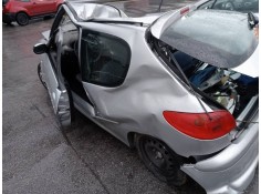 peugeot 206 berlina del año 2005 2