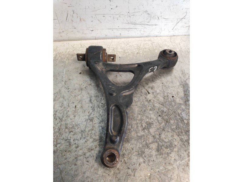 Recambio de brazo suspension inferior delantero izquierdo para volvo xc90 d5 kinetic (5 asientos) (136kw) referencia OEM IAM 864