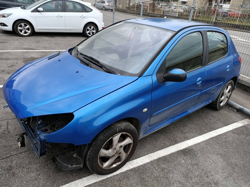 peugeot 206 berlina del año 2006