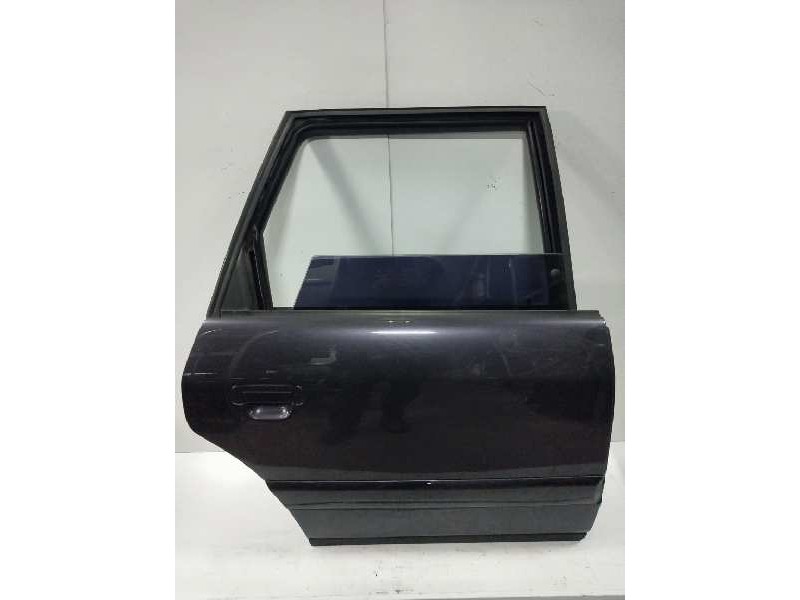 Recambio de puerta trasera derecha para audi a6 avant (c4) 2.5 tdi referencia OEM IAM   
