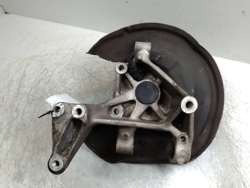 Recambio de mangueta trasera derecha para volkswagen passat berlina (3c2) advance referencia OEM IAM   