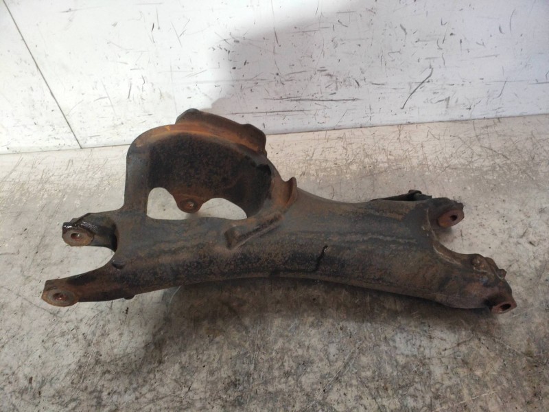 Recambio de brazo suspension inferior trasero izquierdo para volvo xc90 d5 kinetic (5 asientos) (136kw) referencia OEM IAM 86663
