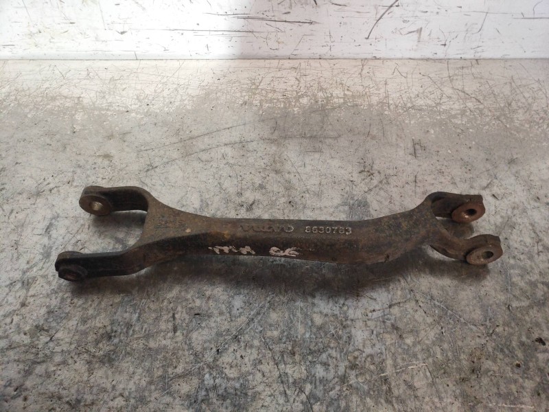 Recambio de tirante trasero derecho para volvo xc90 d5 kinetic (5 asientos) (136kw) referencia OEM IAM 8630783  