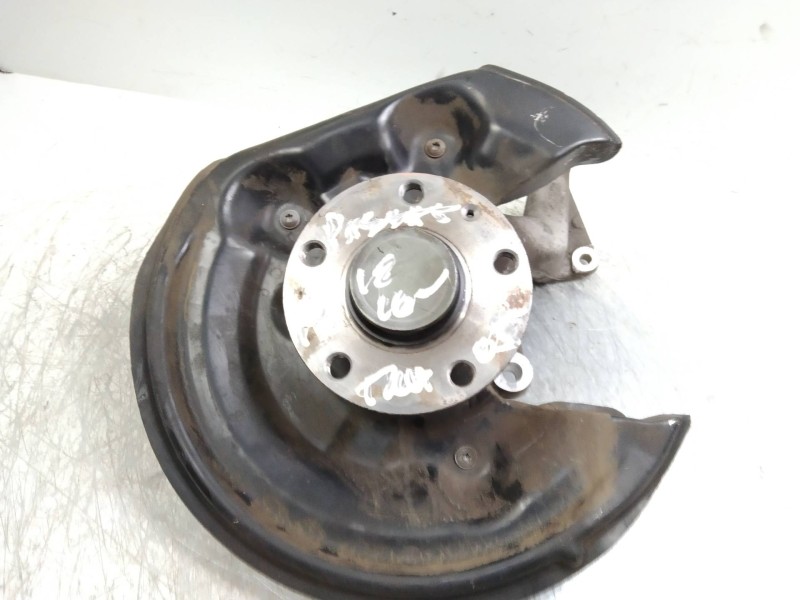 Recambio de mangueta trasera izquierda para volkswagen passat berlina (3c2) edition referencia OEM IAM    Recambio de mangueta trasera izquierda para volkswagen passat berlina (3c2) edition referencia OEM IAM