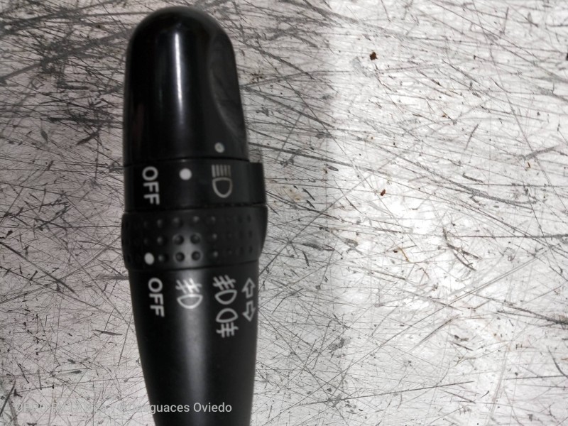 Recambio de mando luces para toyota corolla (e12) 1.4 d-4d luna compact referencia OEM IAM 173712  