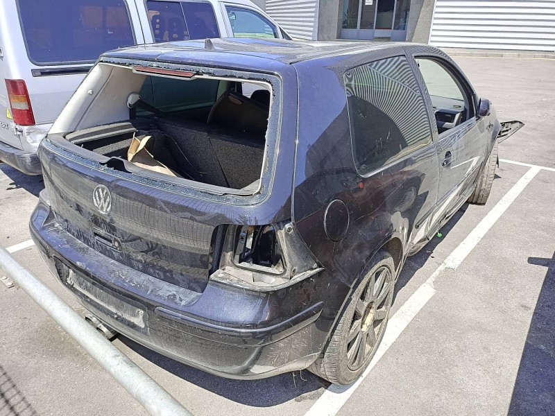 volkswagen golf iv berlina (1j1) del año 1999