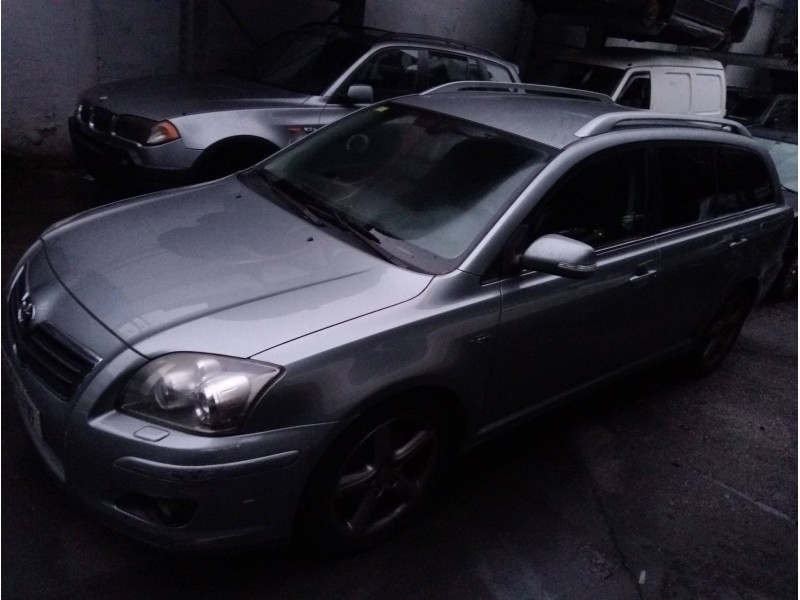 toyota avensis wagon (t25) del año 2007