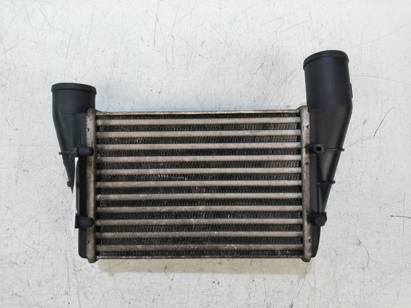 Recambio de intercooler para audi a4 berlina (b5) 1.8 20v turbo referencia OEM IAM 058145805A  