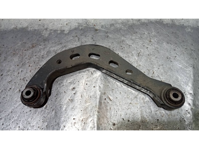 Recambio de brazo suspension superior trasero derecho para mazda 3 lim. () luxury referencia OEM IAM   