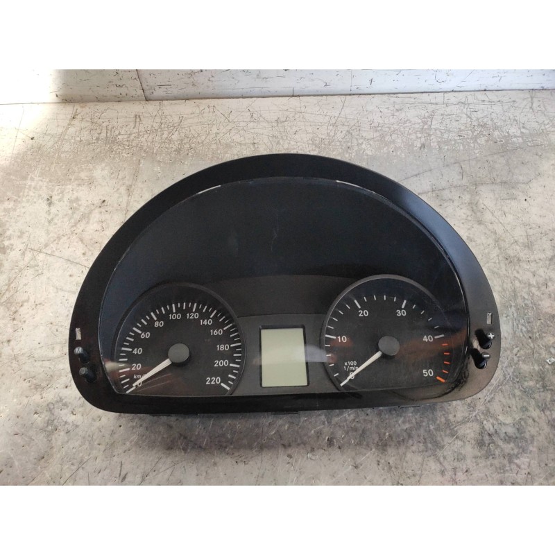 Recambio de cuadro instrumentos para mercedes vito kasten (639) 113 cdi extralang (639.605) referencia OEM IAM A6399001100 40294