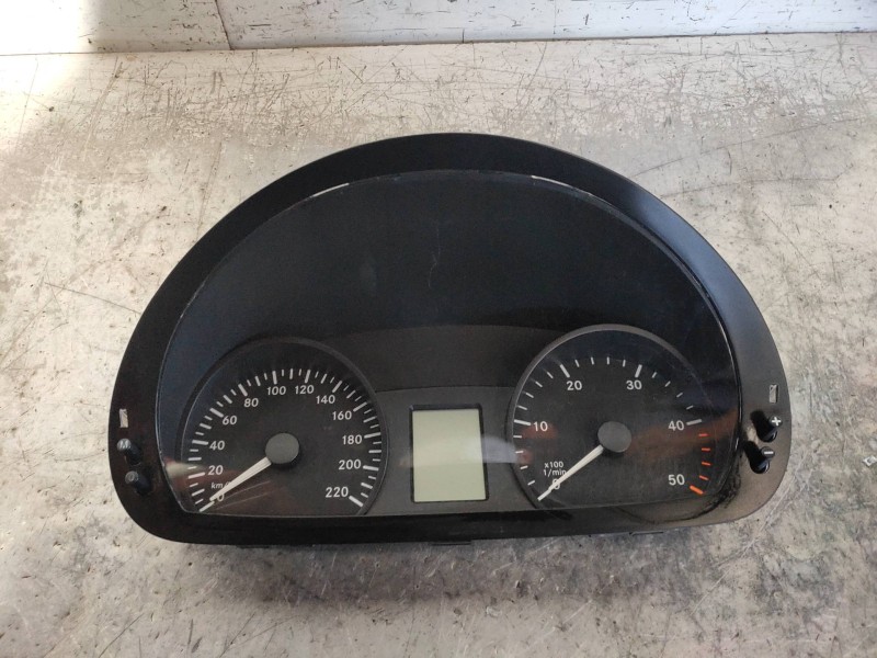 Recambio de cuadro instrumentos para mercedes vito kasten (639) 113 cdi extralang (639.605) referencia OEM IAM A6399001100 40294