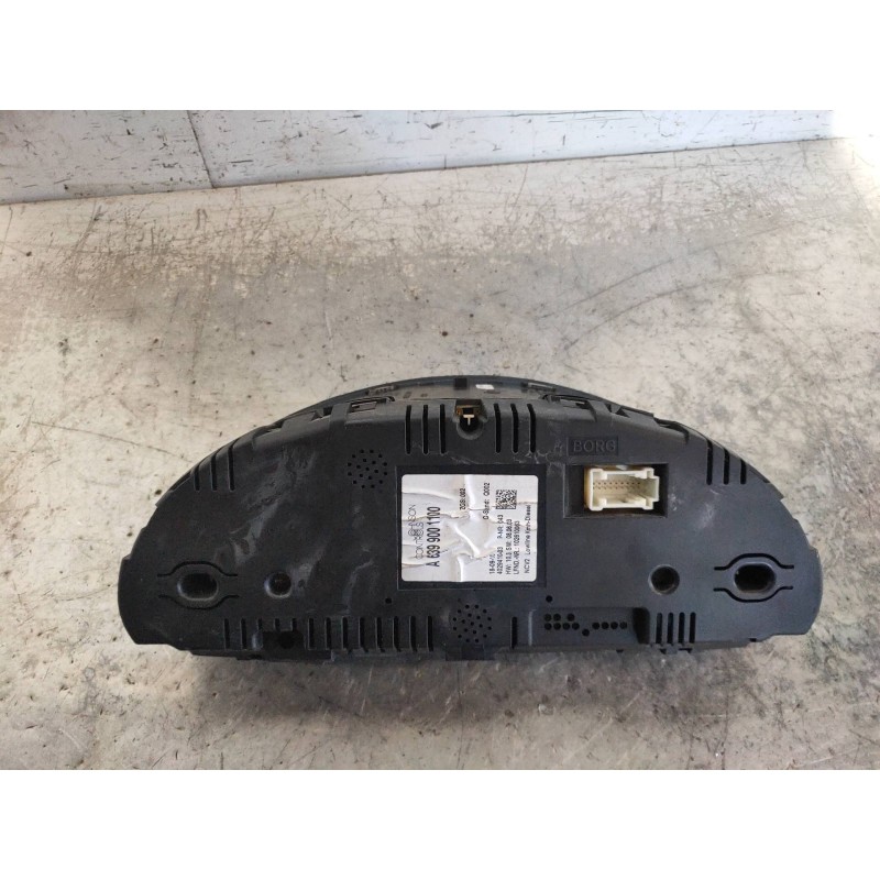 Recambio de cuadro instrumentos para mercedes vito kasten (639) 113 cdi extralang (639.605) referencia OEM IAM A6399001100 40294
