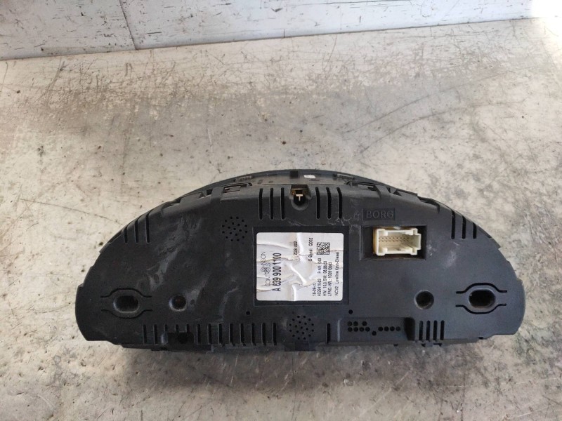 Recambio de cuadro instrumentos para mercedes vito kasten (639) 113 cdi extralang (639.605) referencia OEM IAM A6399001100 40294