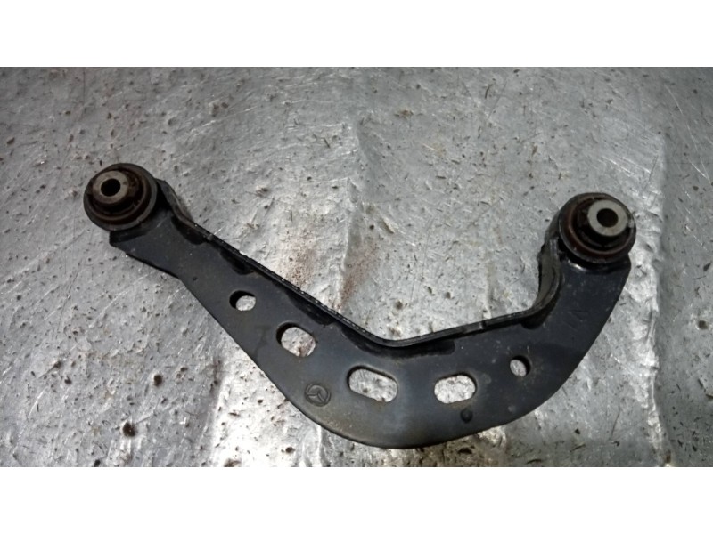 Recambio de brazo suspension superior trasero izquierdo para mazda 3 lim. () luxury referencia OEM IAM   