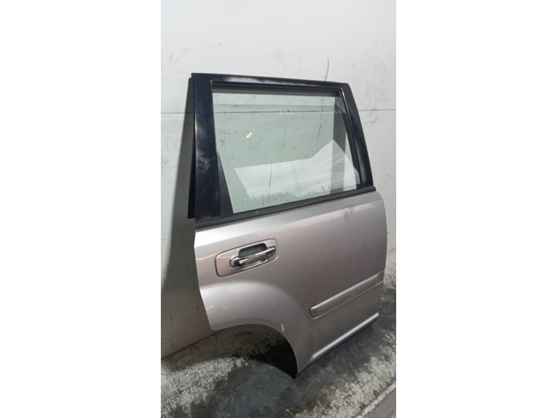 Recambio de puerta trasera derecha para nissan x-trail (t30) comfort referencia OEM IAM   5P