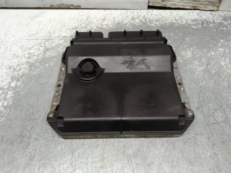 Recambio de centralita motor uce para toyota yaris (ksp9/scp9/nlp9) básico referencia OEM IAM 896610D310 MB2751002494 