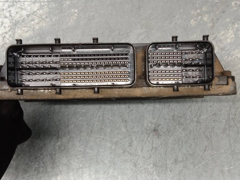 Recambio de centralita motor uce para toyota yaris (ksp9/scp9/nlp9) básico referencia OEM IAM 896610D310 MB2751002494 