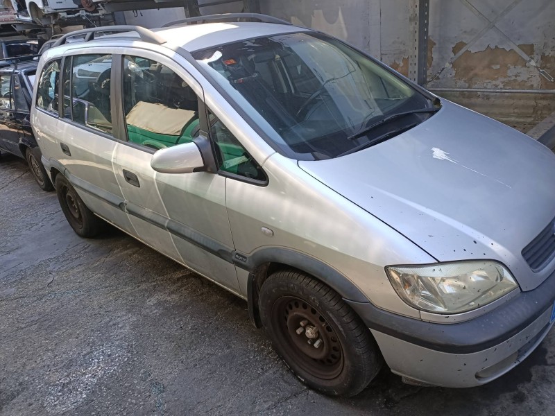 opel zafira a del año 2000