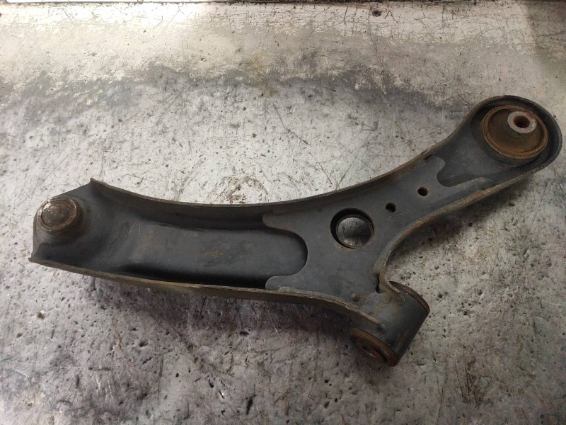 Recambio de brazo suspension inferior delantero izquierdo para suzuki sx4 rw (ey) gl referencia OEM IAM   