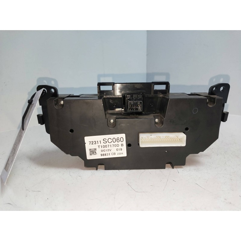 Recambio de mando calefaccion / aire acondicionado para subaru forester s12 2.0 diesel cat referencia OEM IAM 72311SC060 T100717
