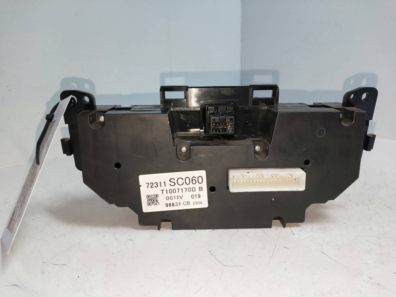 Recambio de mando calefaccion / aire acondicionado para subaru forester s12 2.0 diesel cat referencia OEM IAM 72311SC060 T100717