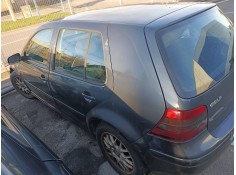 volkswagen golf iv berlina (1j1) del año 2002 2