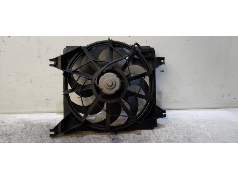 Recambio de electroventilador para hyundai accent (lc) 1.3 cat referencia OEM IAM 4548548 4569632 