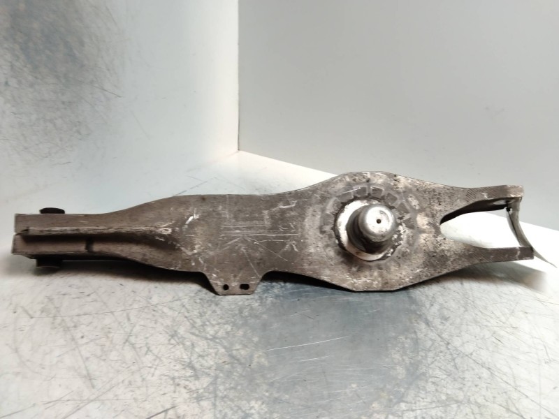 Recambio de tirante trasero derecho para fiat croma (194) 1.9 8v jtd cat (939a1000 / 192a8000) referencia OEM IAM   