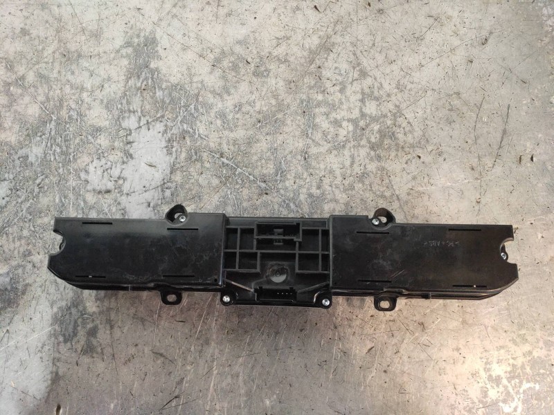 Recambio de mando multifuncion para mercedes vito kasten (639) 113 cdi extralang (639.605) referencia OEM IAM A6398701210 A63987