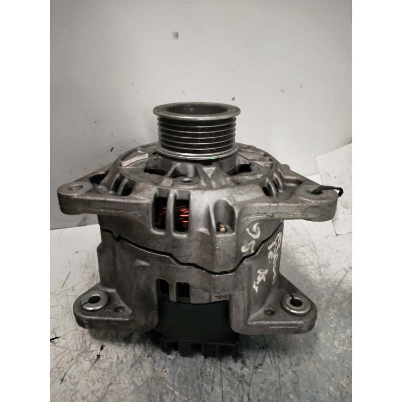 Recambio de alternador para ford escort berlina/turnier ghia berlina referencia OEM IAM 0120310029 BOSCH 