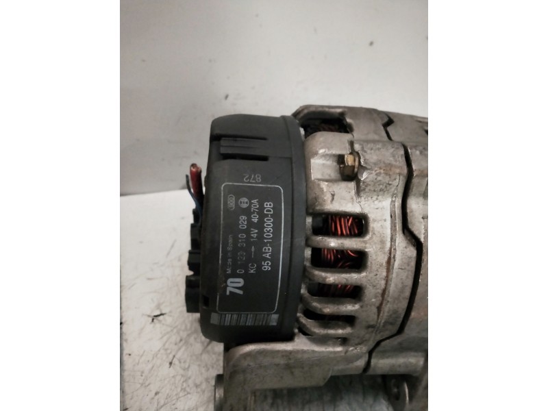 Recambio de alternador para ford escort berlina/turnier ghia berlina referencia OEM IAM 0120310029 BOSCH 